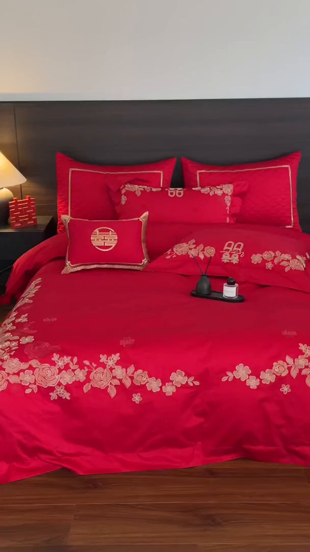 91家纺网 家纺一手货源 找家纺 美娘阁 2025新款长绒棉全棉贡缎提花款新中式古典韵味精美刺绣婚庆四件套-系列一 浪漫玫瑰-金