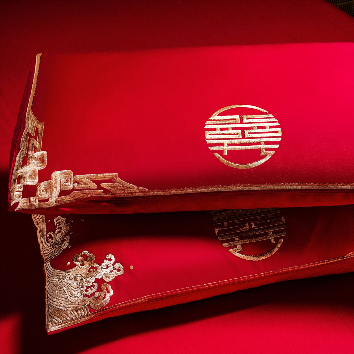 91家纺网 家纺一手货源 找家纺 美娘阁 2025新款长绒棉全棉贡缎提花款新中式古典韵味精美刺绣婚庆四件套-系列一 龙凤款-龙凤大喜