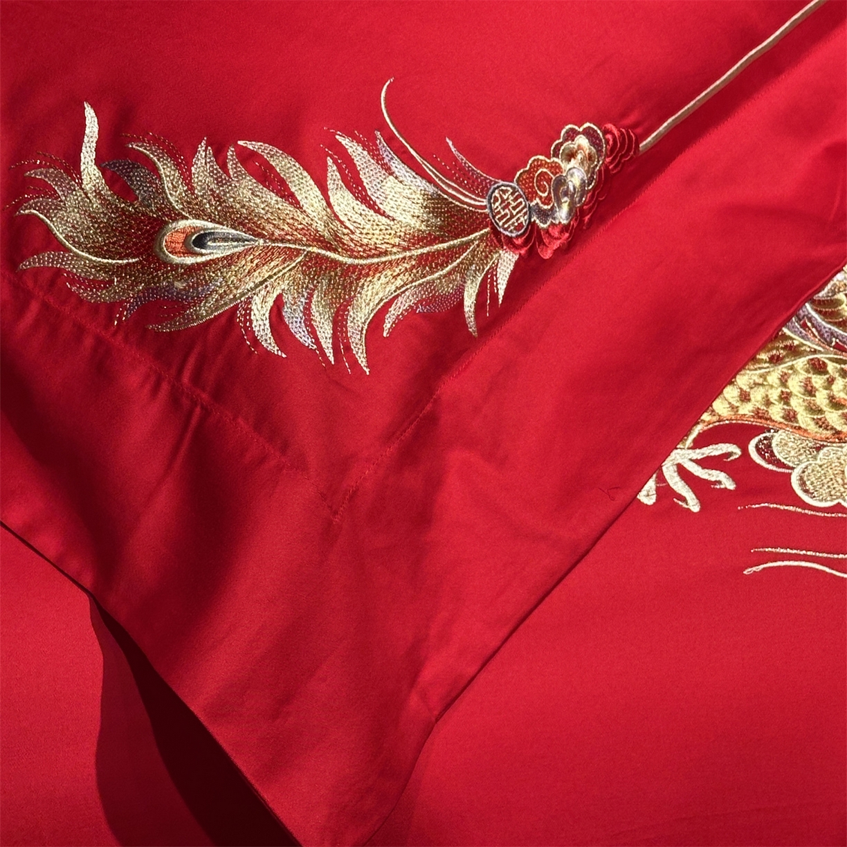 91家纺网 家纺一手货源 找家纺 美娘阁 2025新款长绒棉全棉贡缎提花款新中式古典韵味精美刺绣婚庆四件套-系列一 龙凤款-龙凤同喜