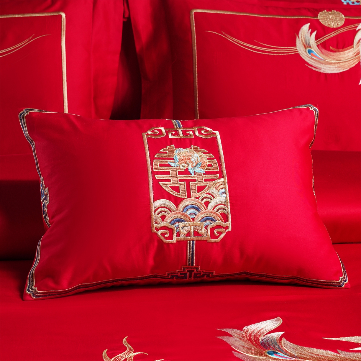 91家纺网 家纺一手货源 找家纺 美娘阁 2025新款长绒棉全棉贡缎提花款新中式古典韵味精美刺绣婚庆四件套-系列一 龙凤款-龙华富贵