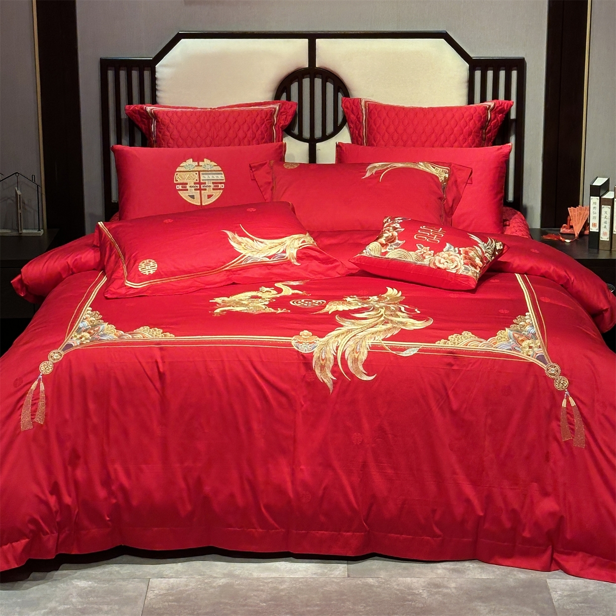91家纺网 家纺一手货源 找家纺 美娘阁 2025新款长绒棉全棉贡缎提花款新中式古典韵味精美刺绣婚庆四件套-系列一 龙凤款-倾城龙凤
