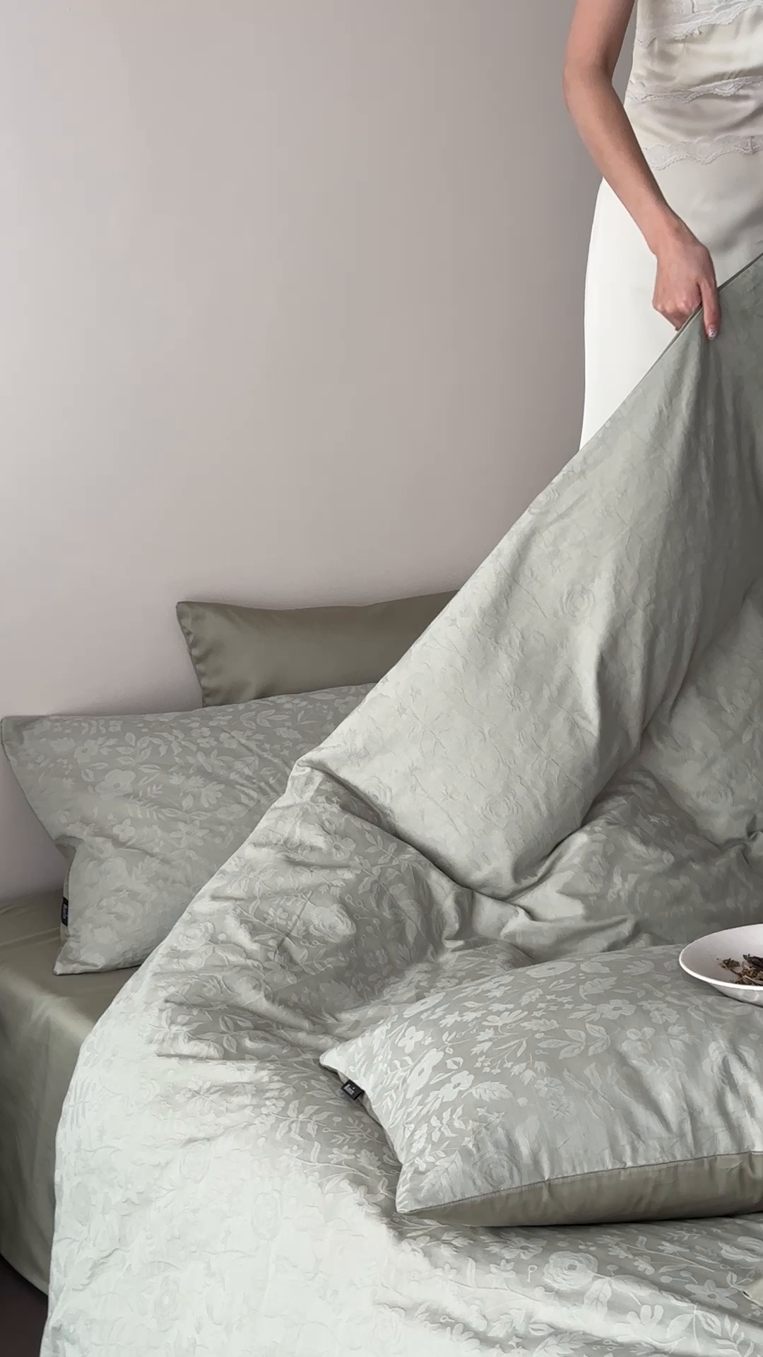 91家纺网 家纺一手货源 找家纺 玉宇阁家居 2025新款100S色织空气大提花全棉纯棉长绒棉四件套-苏莉的春天100S 100S苏莉的春天-暮光森林