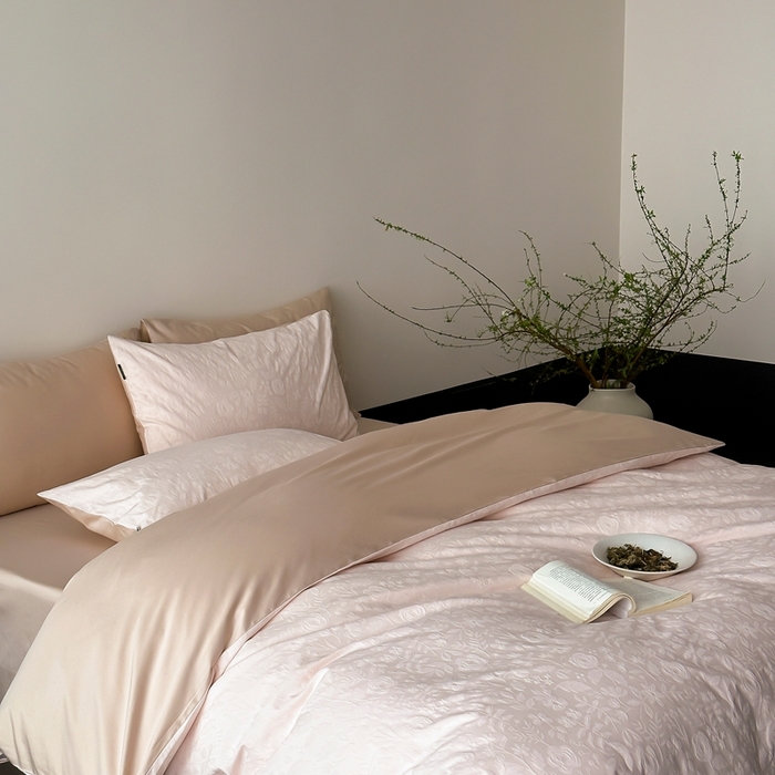 91家纺网 家纺一手货源 找家纺 玉宇阁家居 2025新款100S色织空气大提花全棉纯棉长绒棉四件套-苏莉的春天100S 100S苏莉的春天-胚芽奶卡