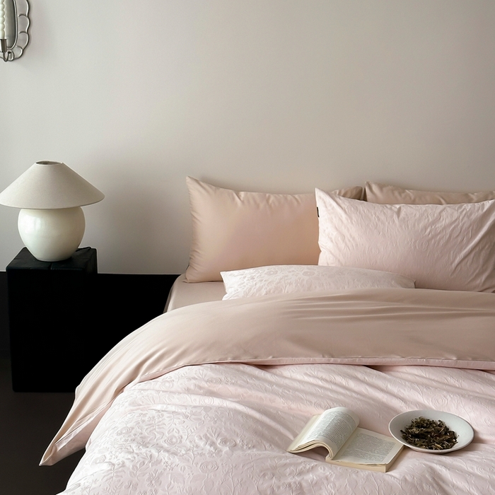 91家纺网 家纺一手货源 找家纺 玉宇阁家居 2025新款100S色织空气大提花全棉纯棉长绒棉四件套-苏莉的春天100S 100S苏莉的春天-胚芽奶卡