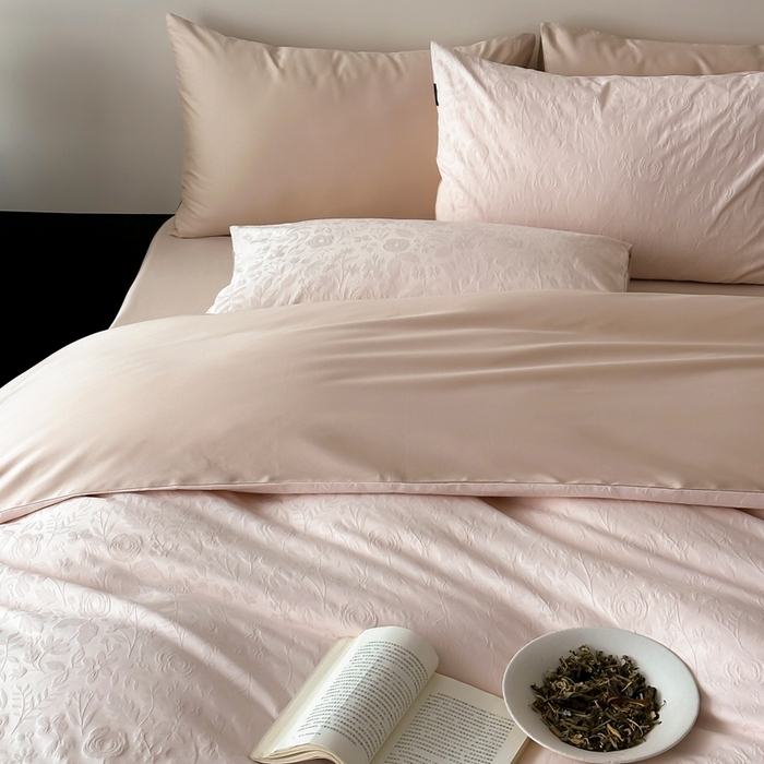 91家纺网 家纺一手货源 找家纺 玉宇阁家居 2025新款100S色织空气大提花全棉纯棉长绒棉四件套-苏莉的春天100S 100S苏莉的春天-胚芽奶卡