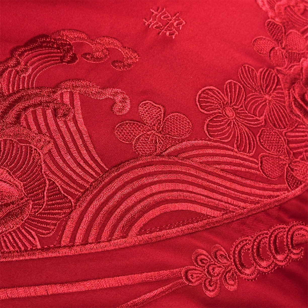 91家纺网 家纺一手货源 找家纺 美娘阁 2025新款长绒棉全棉贡缎提花款新中式古典韵味精美刺绣婚庆四件套-系列一 十里红妆