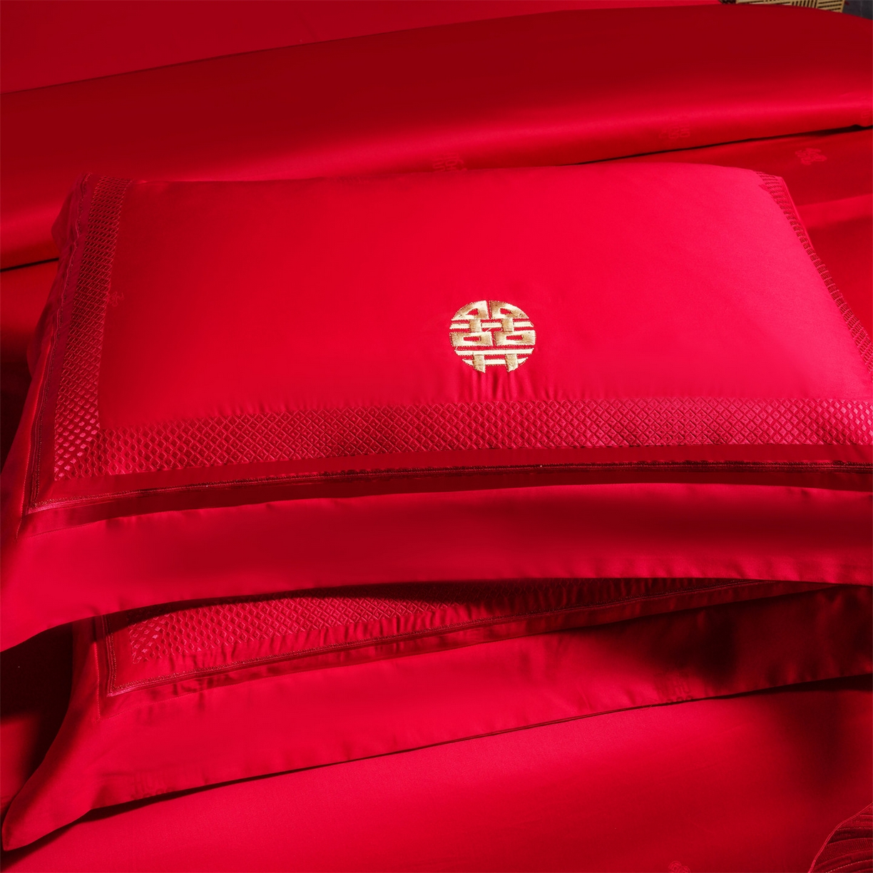 91家纺网 家纺一手货源 找家纺 美娘阁 2025新款长绒棉全棉贡缎提花款新中式古典韵味精美刺绣婚庆四件套-系列一 喜事到家