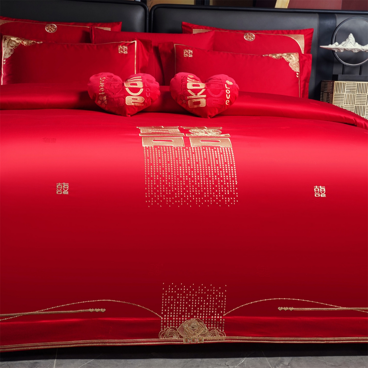 91家纺网 家纺一手货源 找家纺 美娘阁 2025新款长绒棉全棉贡缎提花款新中式古典韵味精美刺绣婚庆四件套-系列一 喜运绵绵-红