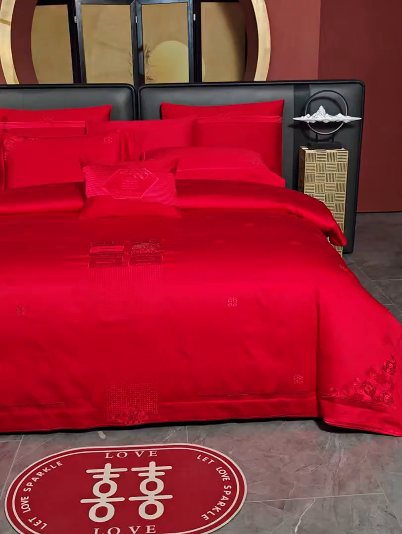91家纺网 家纺一手货源 找家纺 美娘阁 2025新款长绒棉全棉贡缎提花款新中式古典韵味精美刺绣婚庆四件套-系列一 喜运绵绵-红