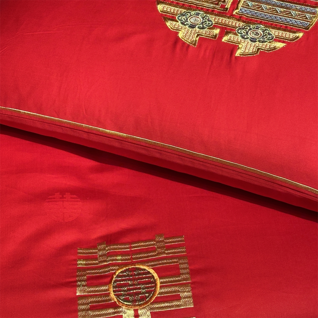 91家纺网 家纺一手货源 找家纺 美娘阁 2025新款长绒棉全棉贡缎提花款新中式古典韵味精美刺绣婚庆四件套-系列三 花卉款-锦绣江山