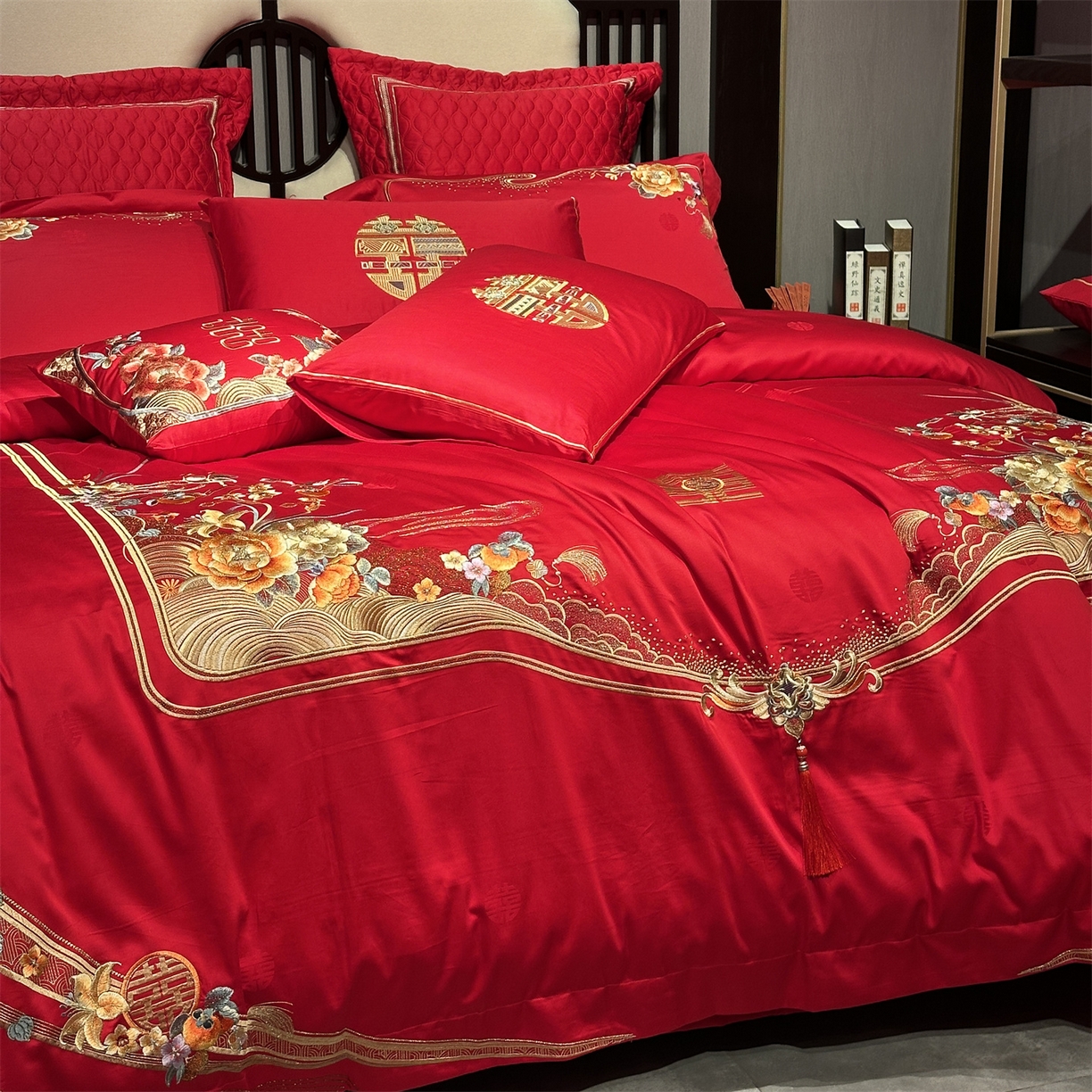 91家纺网 家纺一手货源 找家纺 美娘阁 2025新款长绒棉全棉贡缎提花款新中式古典韵味精美刺绣婚庆四件套-系列三 花卉款-锦绣江山