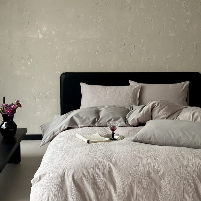 91家纺网 家纺一手货源 找家纺 玉宇阁家居 2025新款100S色织空气大提花全棉纯棉长绒棉四件套-月岛弥生100S 100S月岛弥生-蜜合紫灰