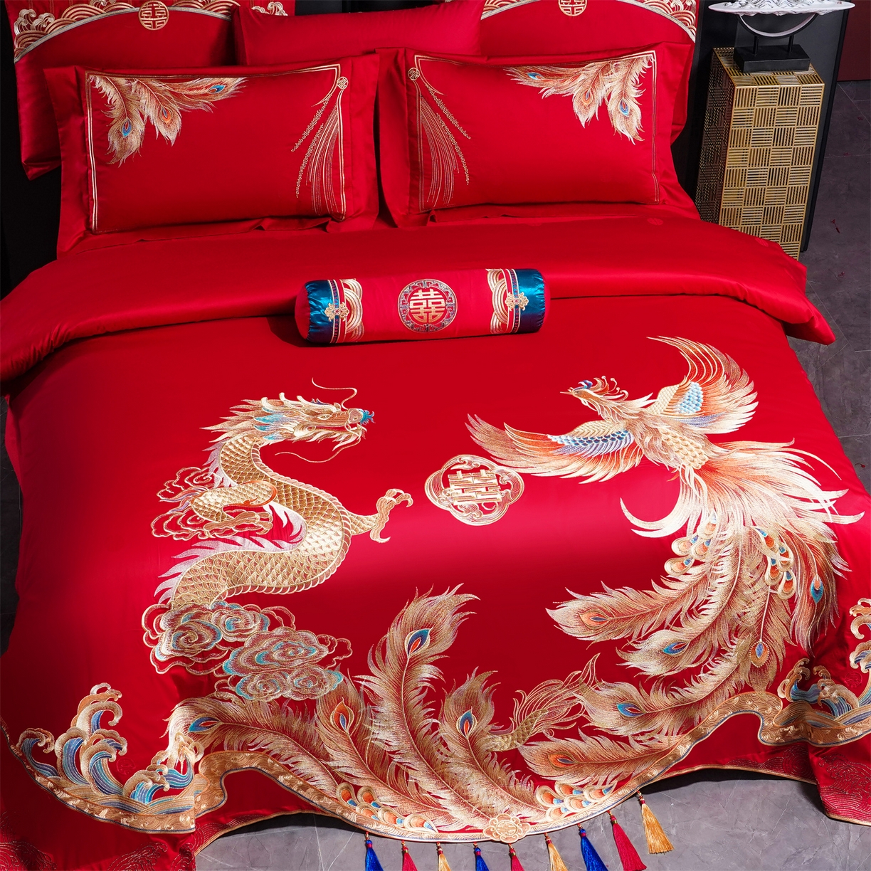 91家纺网 家纺一手货源 找家纺 美娘阁 2025新款长绒棉全棉贡缎提花款新中式古典韵味精美刺绣婚庆四件套-系列三 龙凤款-龙威凤彩