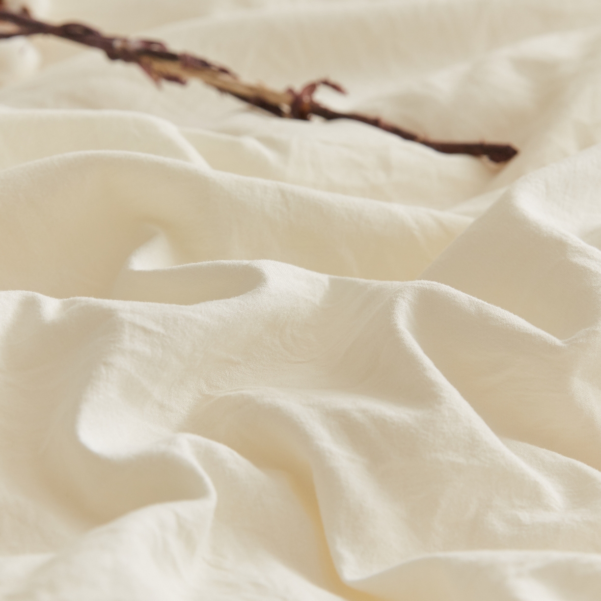 91家纺网 家纺一手货源 找家纺 帕芬鸟家纺 2025新款51%立体款棉花被 被子被芯 白咖条