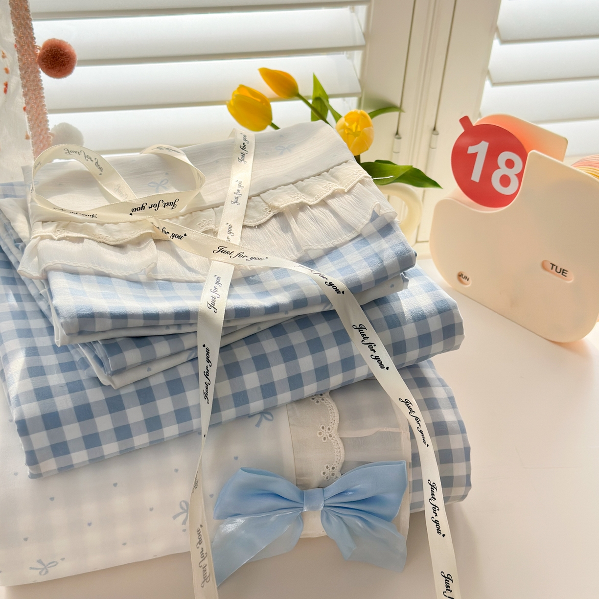 一霖家纺 2025新款高克重云朵棉韩系小清新蝴蝶结四件套 波点蝴蝶结蓝