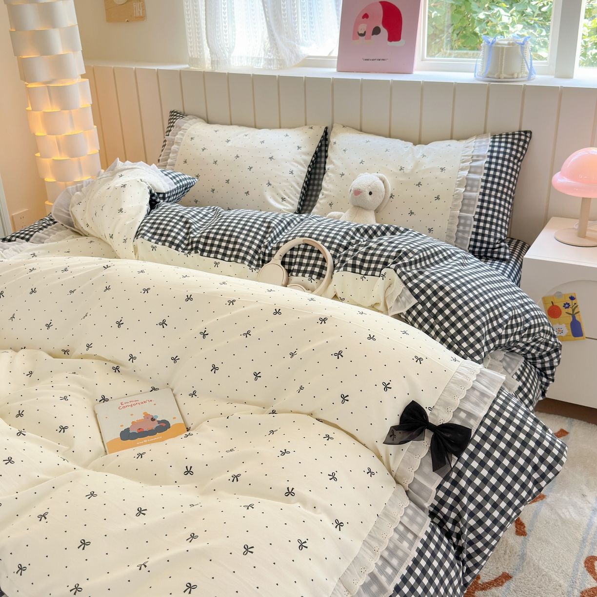 91家纺网 家纺一手货源 找家纺 一霖家纺 2025新款高克重云朵棉韩系小清新蝴蝶结四件套 波点蝴蝶结黑