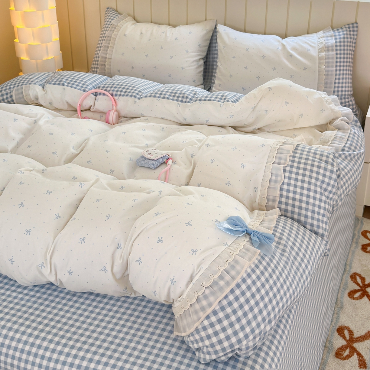 91家纺网 家纺一手货源 找家纺 一霖家纺 2025新款高克重云朵棉韩系小清新蝴蝶结四件套 波点蝴蝶结蓝