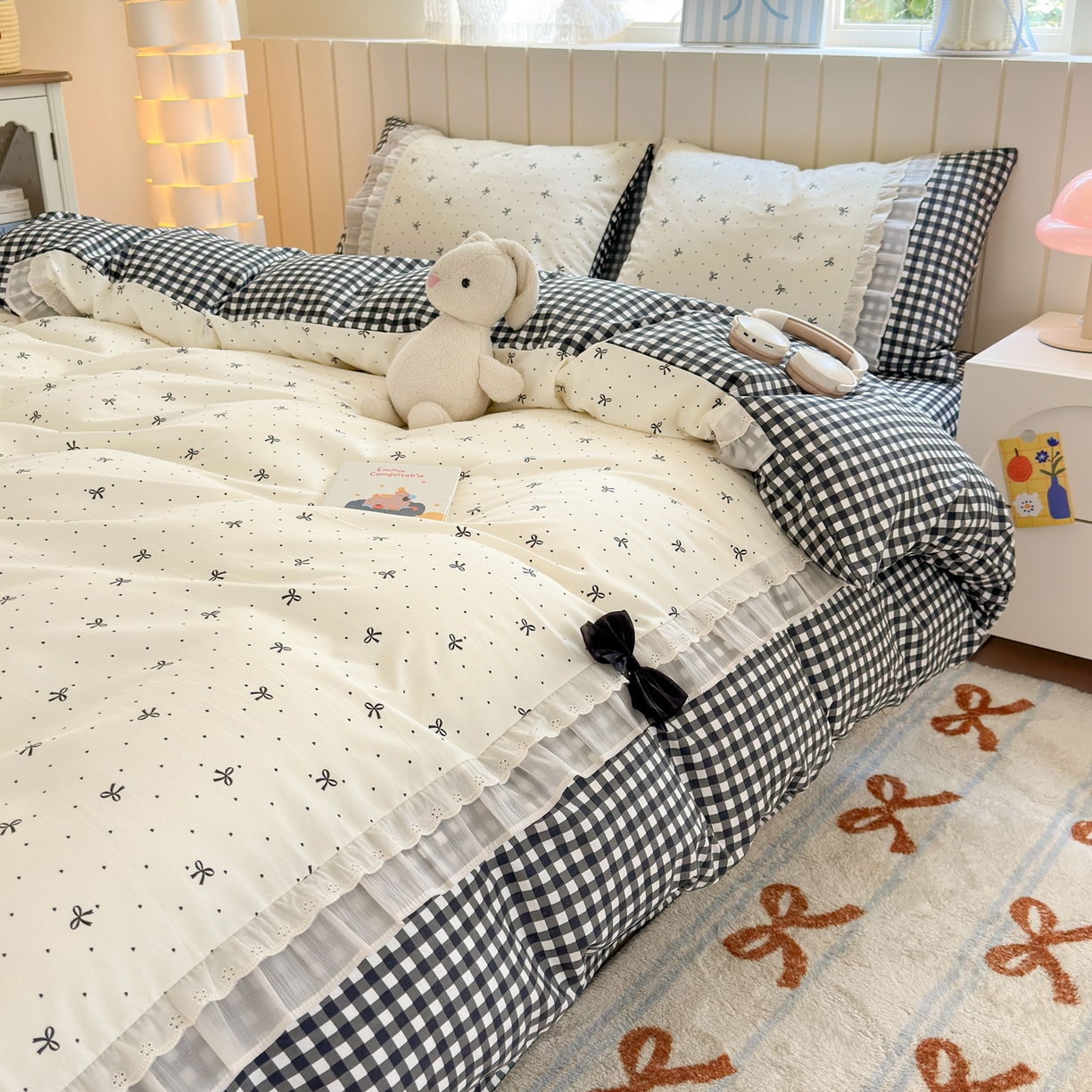 91家纺网 家纺一手货源 找家纺 一霖家纺 2025新款高克重云朵棉韩系小清新蝴蝶结四件套 波点蝴蝶结黑