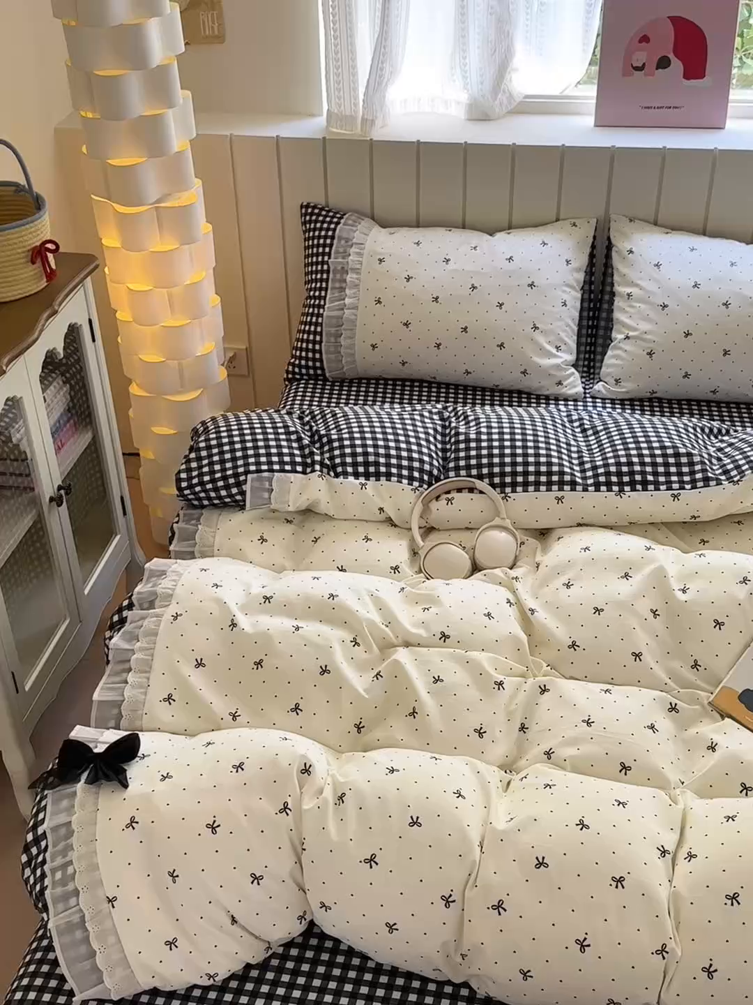 91家纺网 家纺一手货源 找家纺 一霖家纺 2025新款高克重云朵棉韩系小清新蝴蝶结四件套 波点蝴蝶结黑