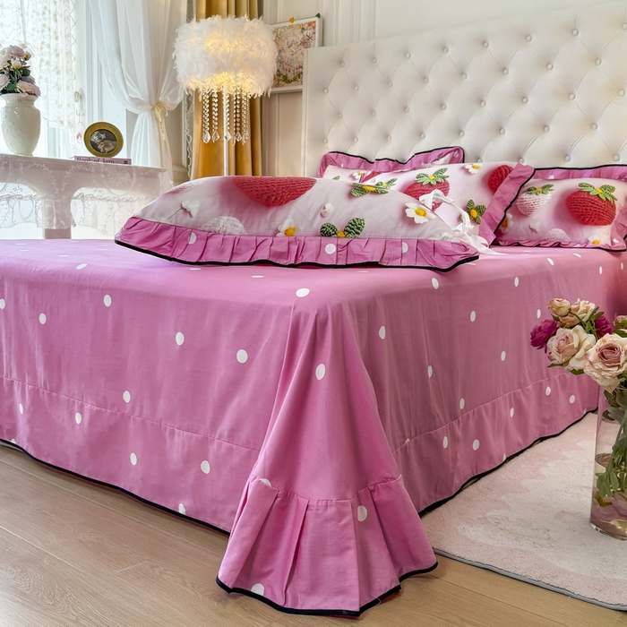 91家纺网 家纺一手货源 找家纺 馨语家居 2025新款A类全棉3D大版印花四件套 幸运草莓