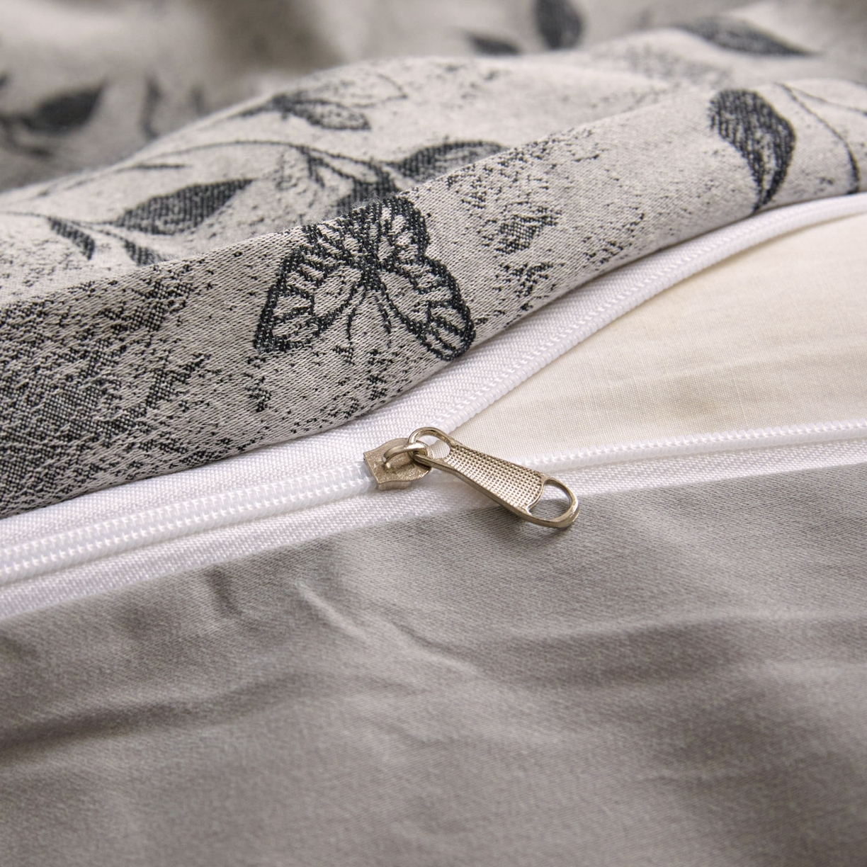 91家纺网 家纺一手货源 找家纺 （总）ab家纺 2025新款全棉提花磨毛四件套-花雨漫漫