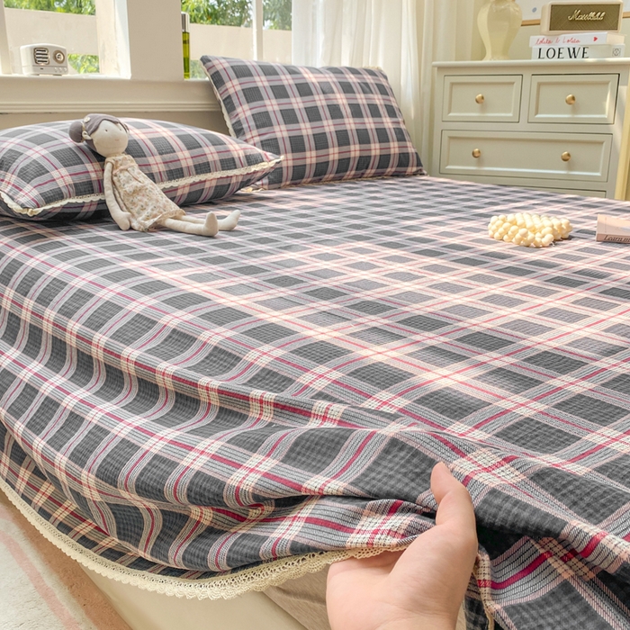 91家纺网 家纺一手货源 找家纺 欧尚 2025新款云感双层纱针织棉印花母婴级超柔裸睡级床单三件套 幻夜