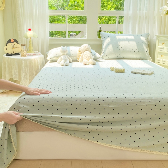 91家纺网 家纺一手货源 找家纺 欧尚 2025新款云感双层纱针织棉印花母婴级超柔裸睡级床单三件套 蓝波点