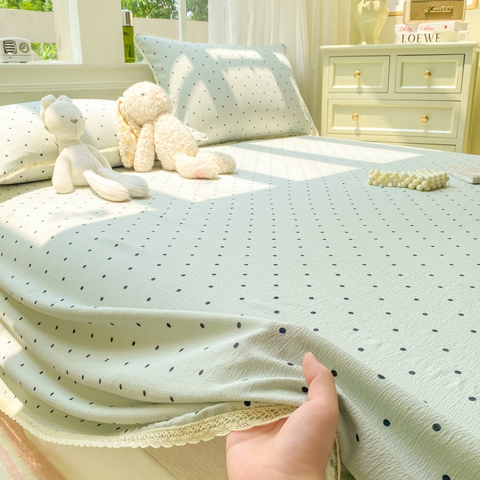 91家纺网 家纺一手货源 找家纺 欧尚 2025新款云感双层纱针织棉印花母婴级超柔裸睡级床单三件套 蓝波点