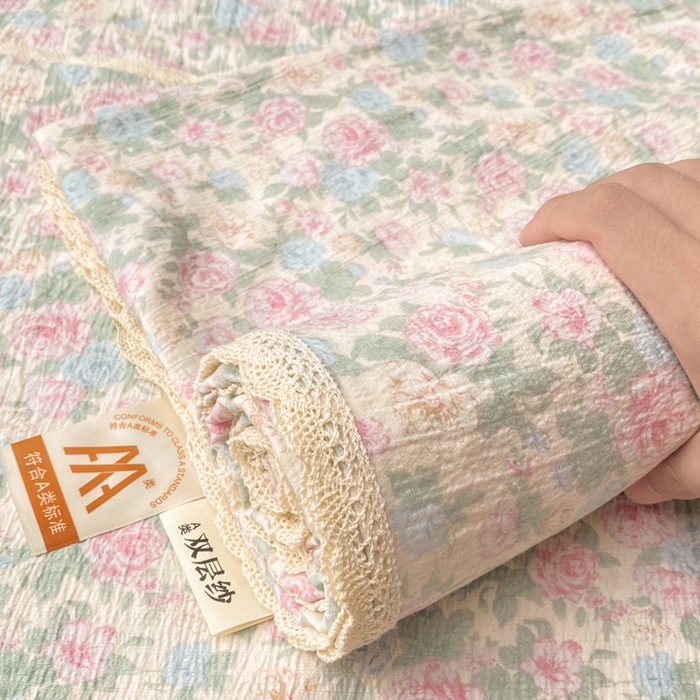 91家纺网 家纺一手货源 找家纺 欧尚 2025新款云感双层纱针织棉印花母婴级超柔裸睡级床单三件套 童话花岛