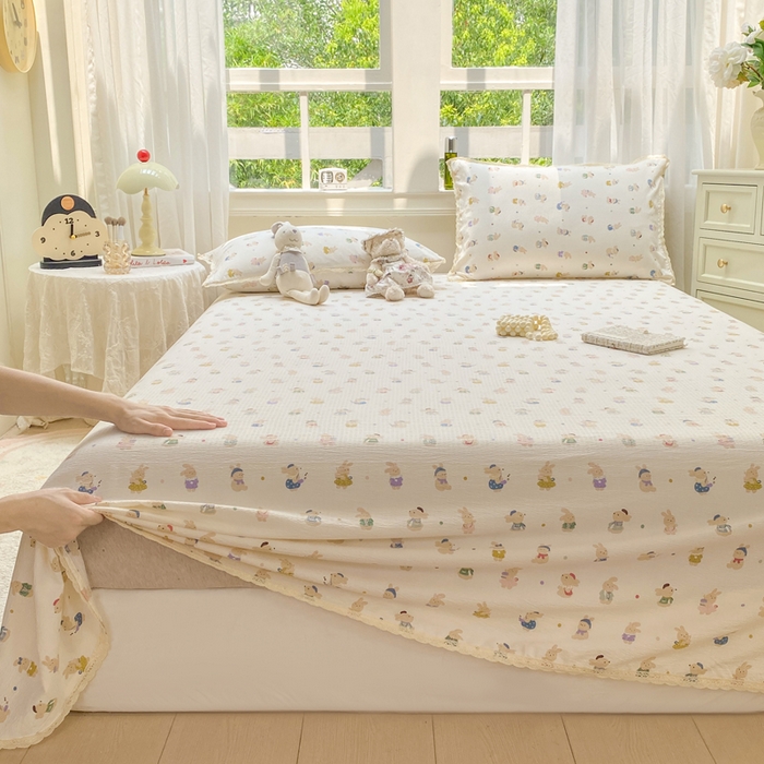 91家纺网 家纺一手货源 找家纺 欧尚 2025新款云感双层纱针织棉印花母婴级超柔裸睡级床单三件套 兔子集合