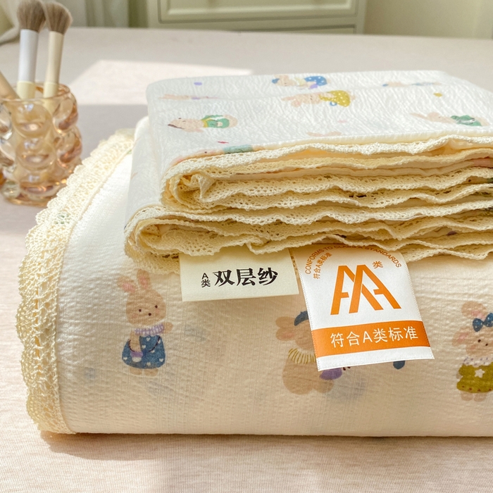 91家纺网 家纺一手货源 找家纺 欧尚 2025新款云感双层纱针织棉印花母婴级超柔裸睡级床单三件套 兔子集合