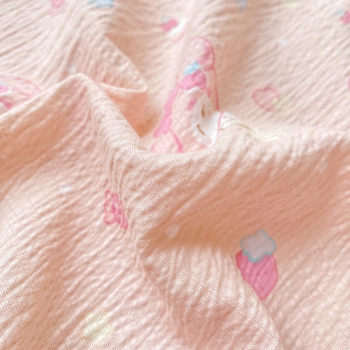 91家纺网 家纺一手货源 找家纺 欧尚 2025新款云感双层纱针织棉印花母婴级超柔裸睡级床单三件套 小美