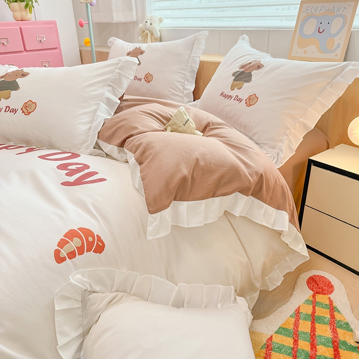 91家纺网 家纺一手货源 找家纺 玉元坊 2025新款卡通纯色全棉纯棉床笠床裙学生床单三四件套基础白花边款 【白花边款式】快乐小熊