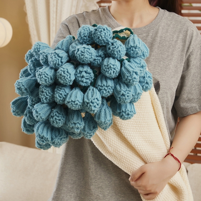 91家纺网 家纺一手货源 找家纺 乐居家纺 2025新款创意玫瑰花束毯毛毯毯子 玫瑰水蓝