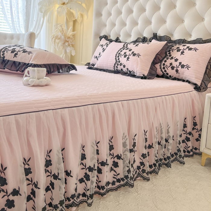 91家纺网 家纺一手货源 找家纺 （总）恋尚 2025新款香云纱床裙四件套-赫本妮娅