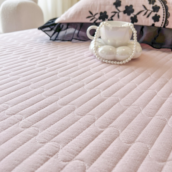 91家纺网 家纺一手货源 找家纺 （总）恋尚 2025新款香云纱床裙四件套-赫本妮娅