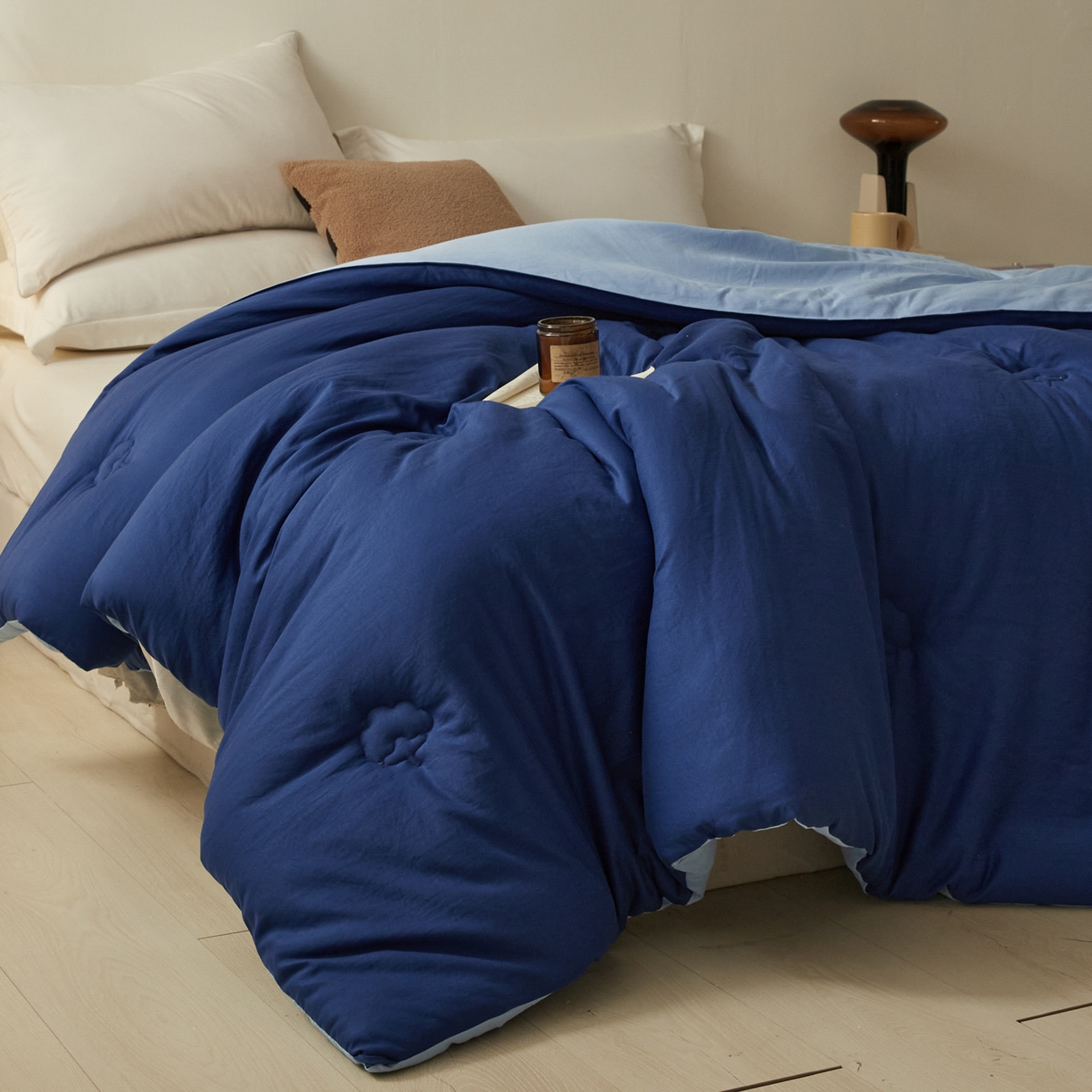 91家纺网 家纺一手货源 找家纺 样样红被业 2025新款A类50%棉花被夏被春秋被冬被四季被子被芯 深蓝色