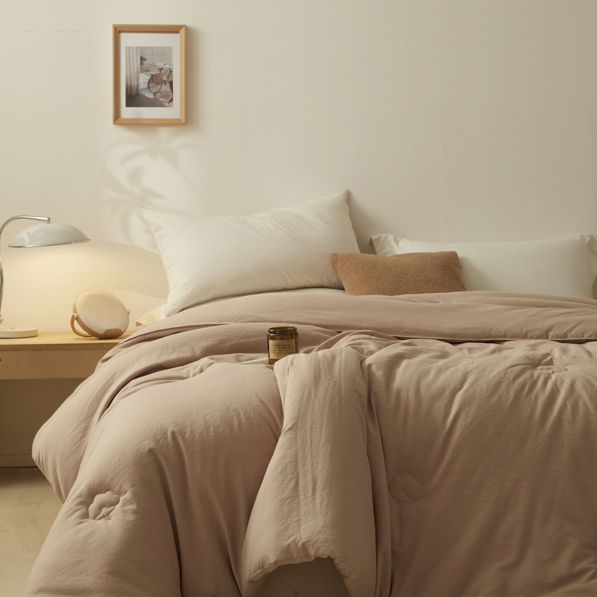 91家纺网 家纺一手货源 找家纺 样样红被业 2025新款A类50%棉花被夏被春秋被冬被四季被子被芯 驼色