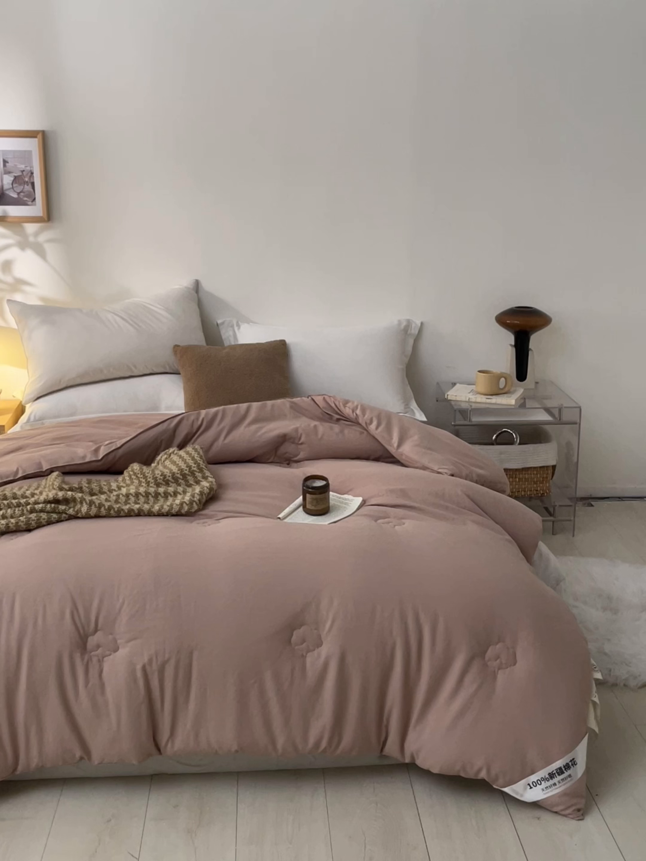 91家纺网 家纺一手货源 找家纺 样样红被业 2025新款A类50%棉花被夏被春秋被冬被四季被子被芯 驼色