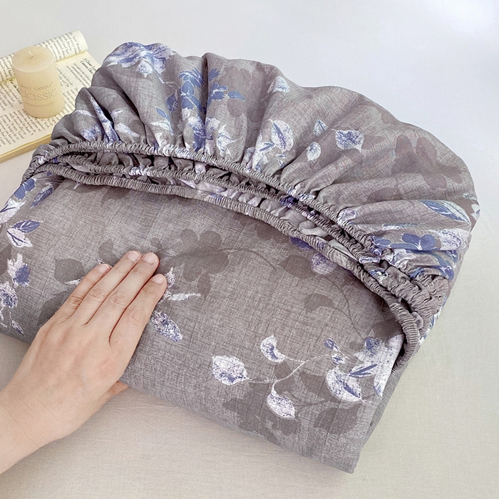 91家纺网 家纺一手货源 找家纺 梦舒羽 2025新款原麻床笠机洗家用防滑透气四季款床罩床垫床单保护套 漫步花丛-蓝