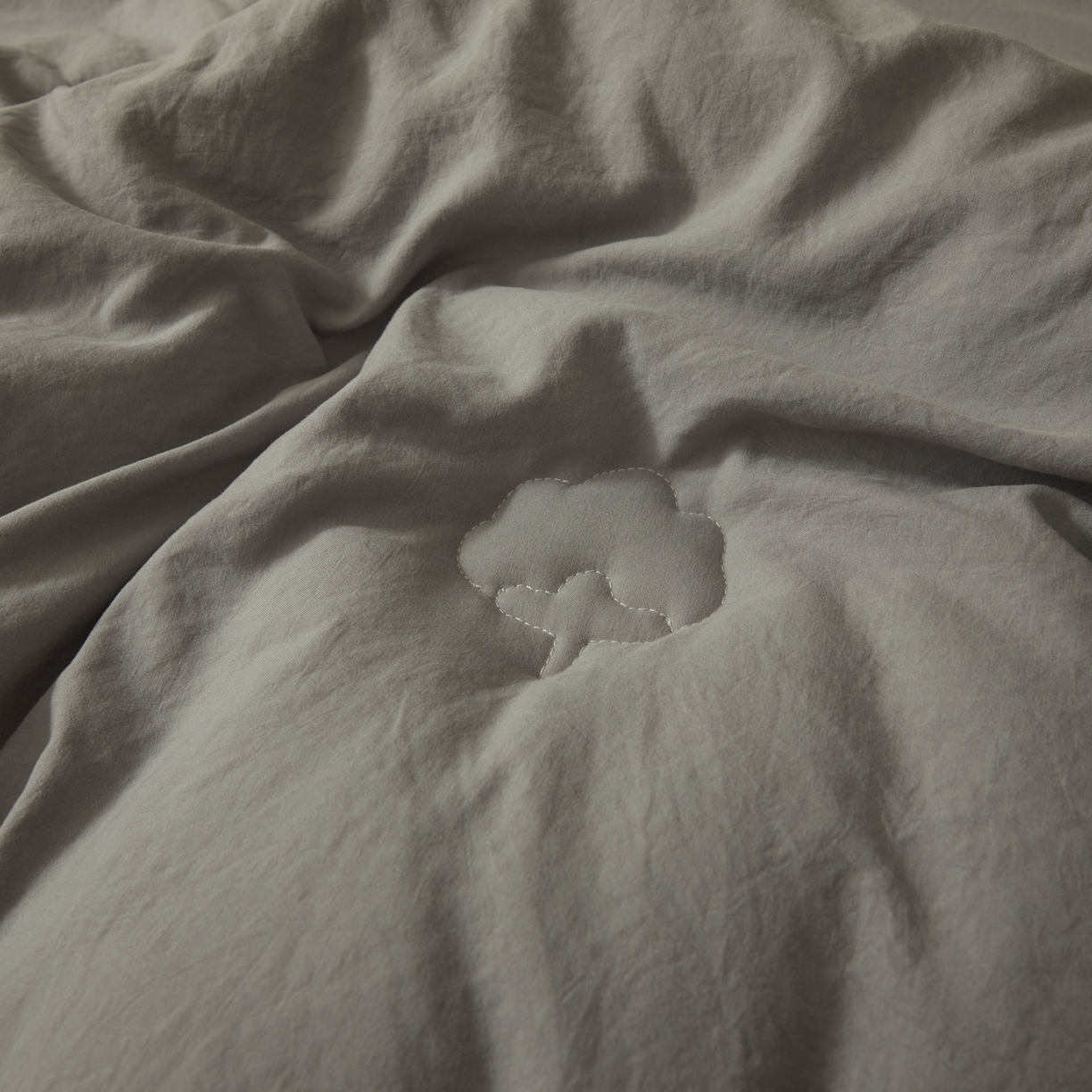 91家纺网 家纺一手货源 找家纺 样样红被业 2025新款A类50%棉花被夏被春秋被冬被四季被子被芯 灰+驼