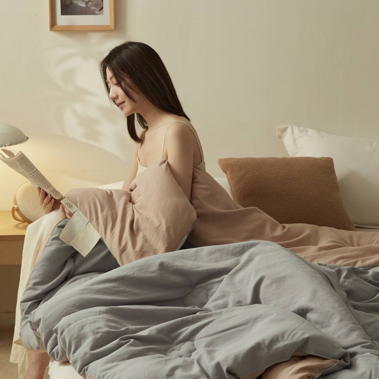 91家纺网 家纺一手货源 找家纺 样样红被业 2025新款A类50%棉花被夏被春秋被冬被四季被子被芯 灰+驼