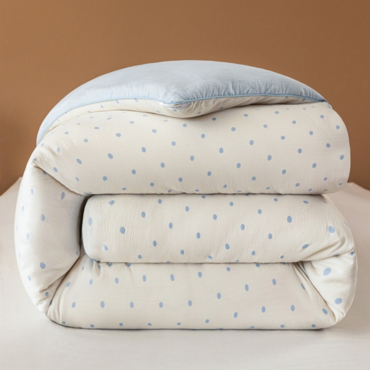 91家纺网 家纺一手货源 找家纺 （总）梦镜家纺 2025新款A类云感双层纱冬被被子被芯买家秀