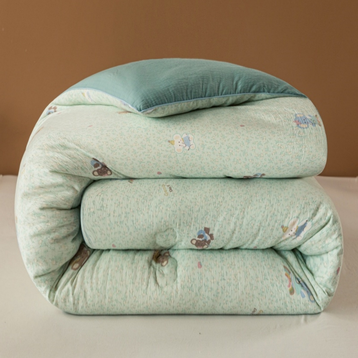 91家纺网 家纺一手货源 找家纺 （总）梦镜家纺 2025新款A类云感双层纱冬被被子被芯买家秀