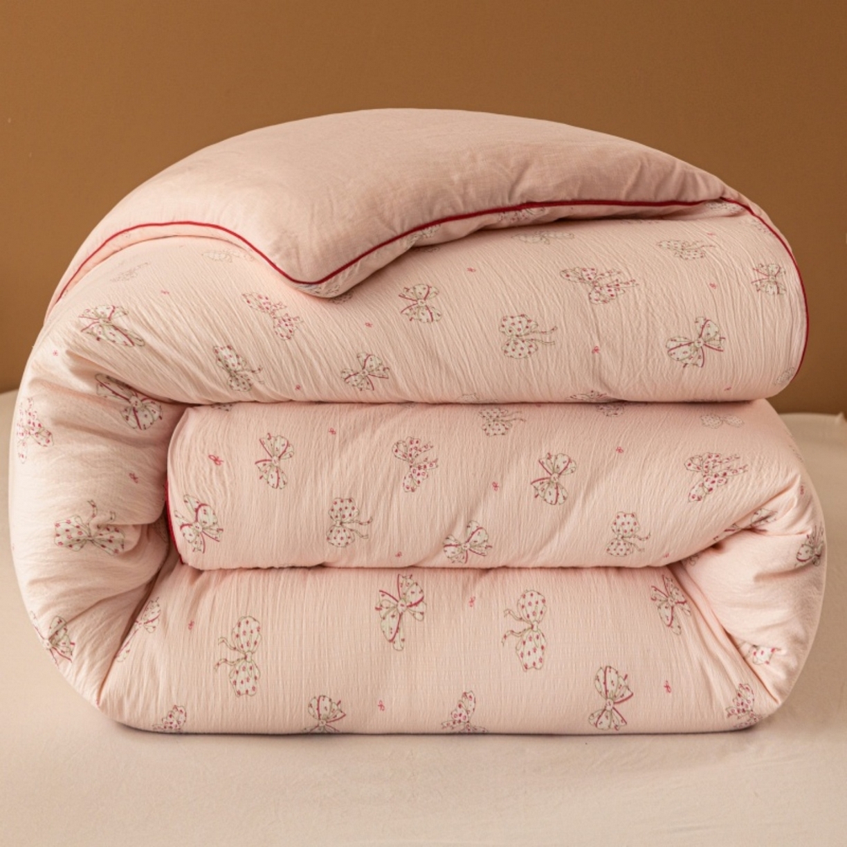 91家纺网 家纺一手货源 找家纺 （总）梦镜家纺 2025新款A类云感双层纱冬被被子被芯买家秀