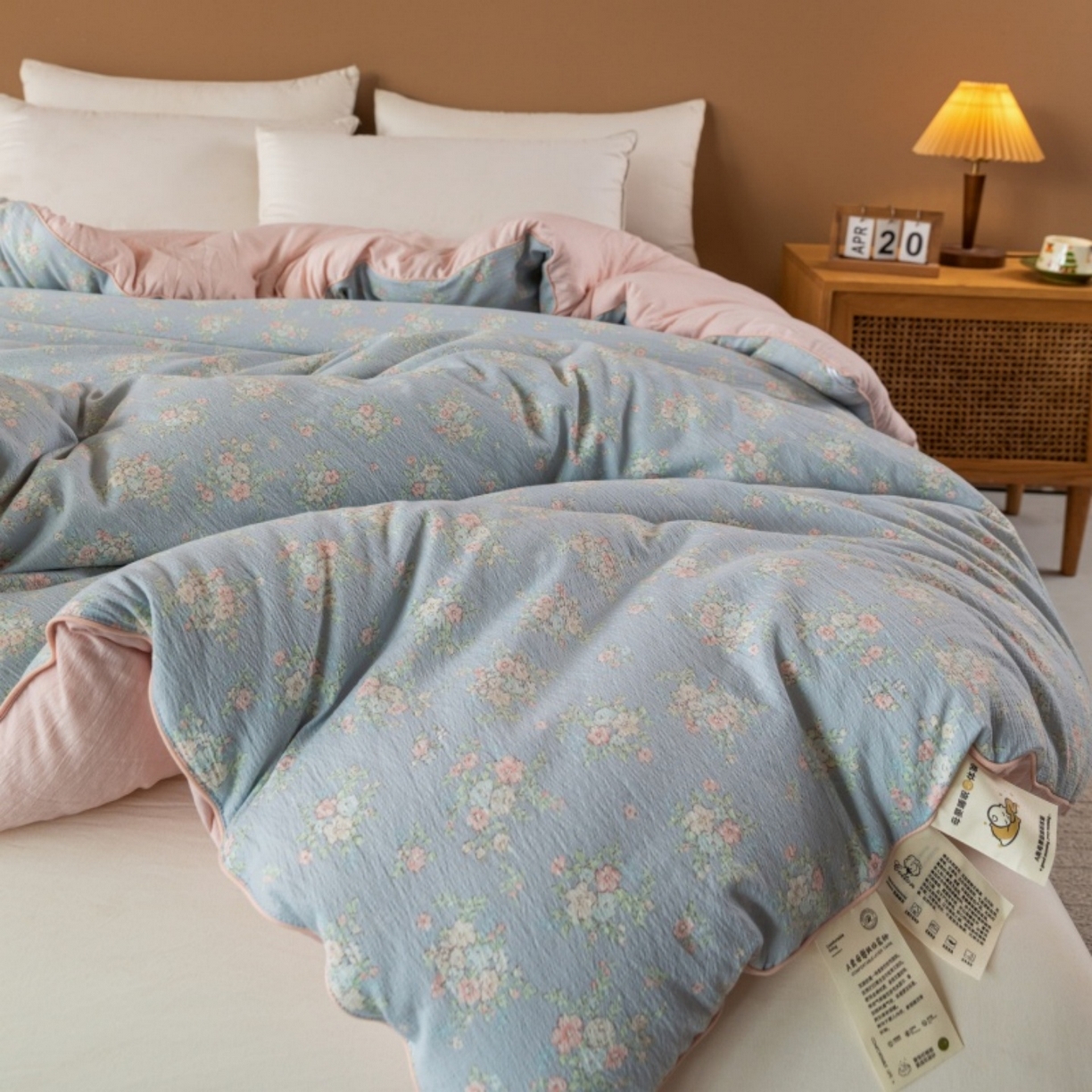 91家纺网 家纺一手货源 找家纺 梦镜家纺 2025新款A类云感双层纱冬被被子被芯买家秀 风轻寄语