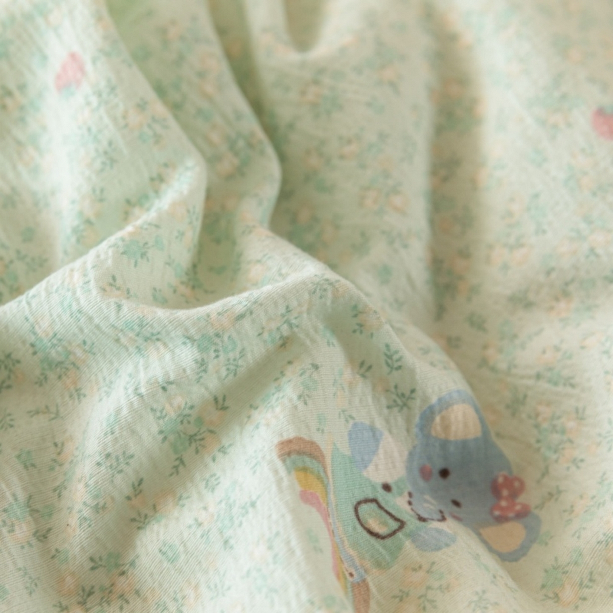 91家纺网 家纺一手货源 找家纺 梦镜家纺 2025新款A类云感双层纱冬被被子被芯买家秀 少女象