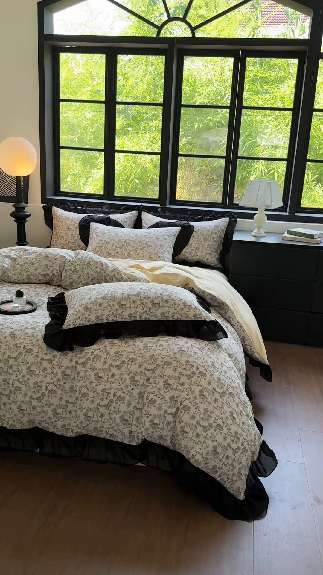 91家纺网 家纺一手货源 找家纺 宅家居 2025新款A类轻法式复古赫本风全棉纯棉有氧双层纱花边四件套黑色韩式花边三件套 伯爵