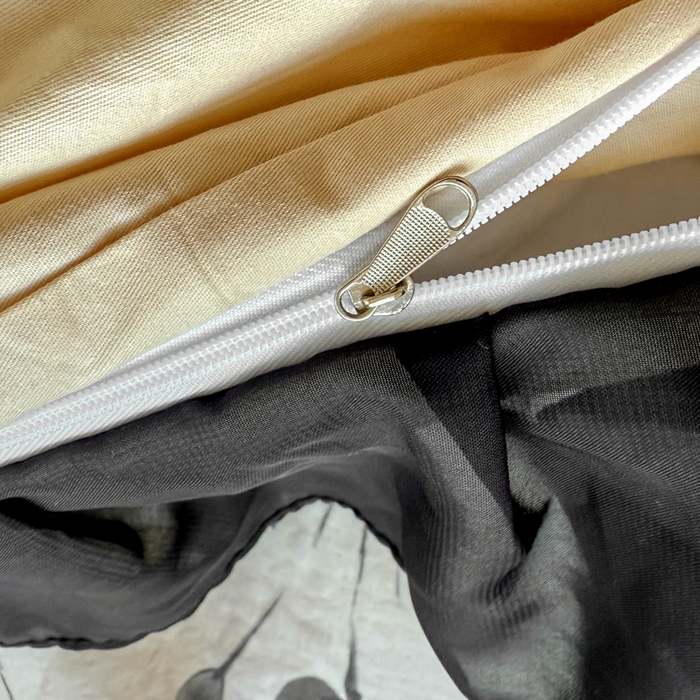 91家纺网 家纺一手货源 找家纺 宅家居 2025新款A类轻法式复古赫本风全棉纯棉有氧双层纱花边四件套黑色韩式花边三件套 蝶梦-奶咖