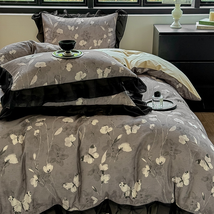 91家纺网 家纺一手货源 找家纺 宅家居 2025新款A类轻法式复古赫本风全棉纯棉有氧双层纱花边四件套黑色韩式花边三件套 蝶梦-深咖